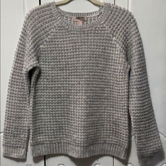 Forever 21 Gray Sweater size Medium - Picture 1 of 9